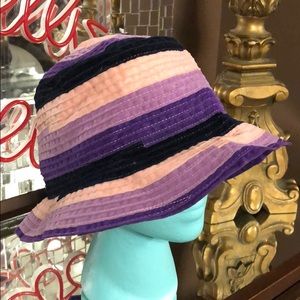 Deborah Rhodes Gorgeous bucket hat- Never worn